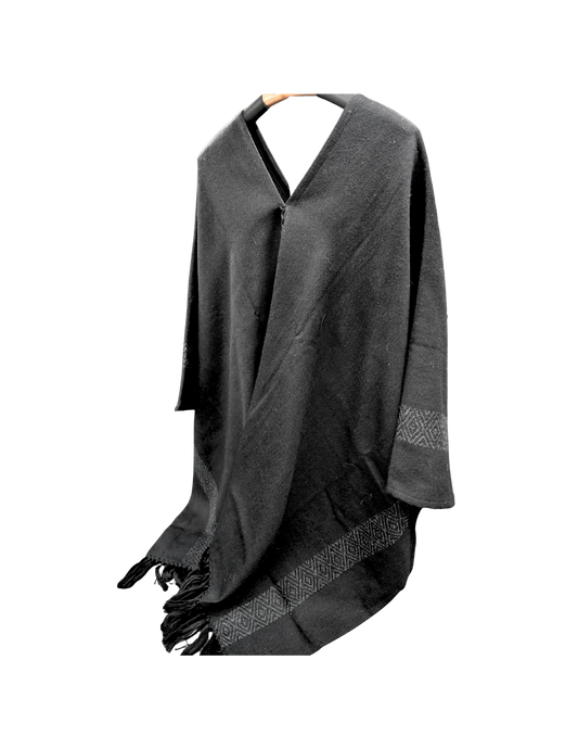 Blackout Pilar Alpaca Poncho